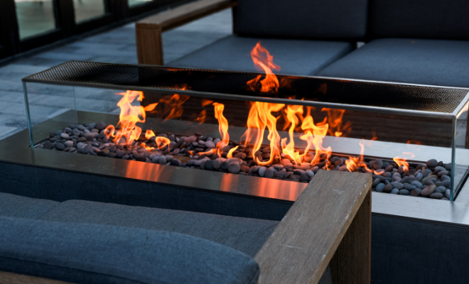 Een tafelhaard voor extra comfort in de tuin