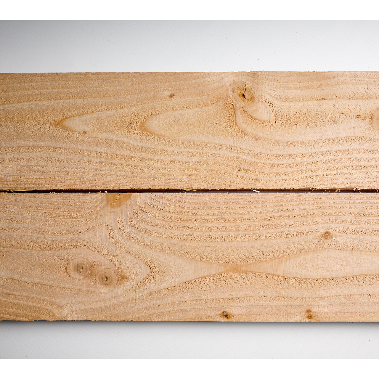 Douglas plank 2,2x15cm fijnbezaagd 2m