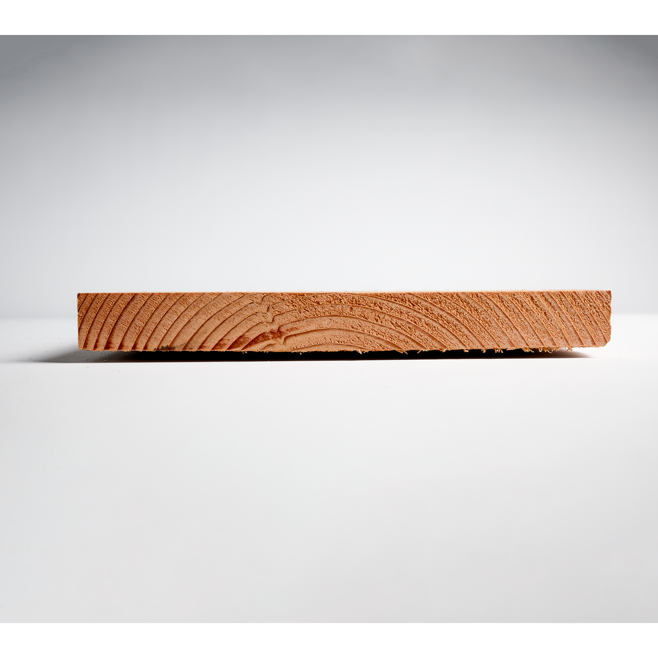 Douglas plank 2,7x25cm fijnbezaagd 4m