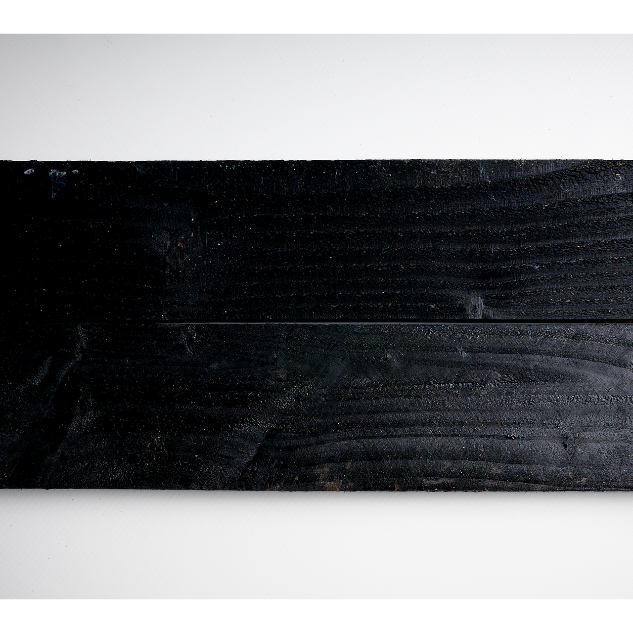 Douglas plank 2,2x10cm fijnbezaagd zwart 2m