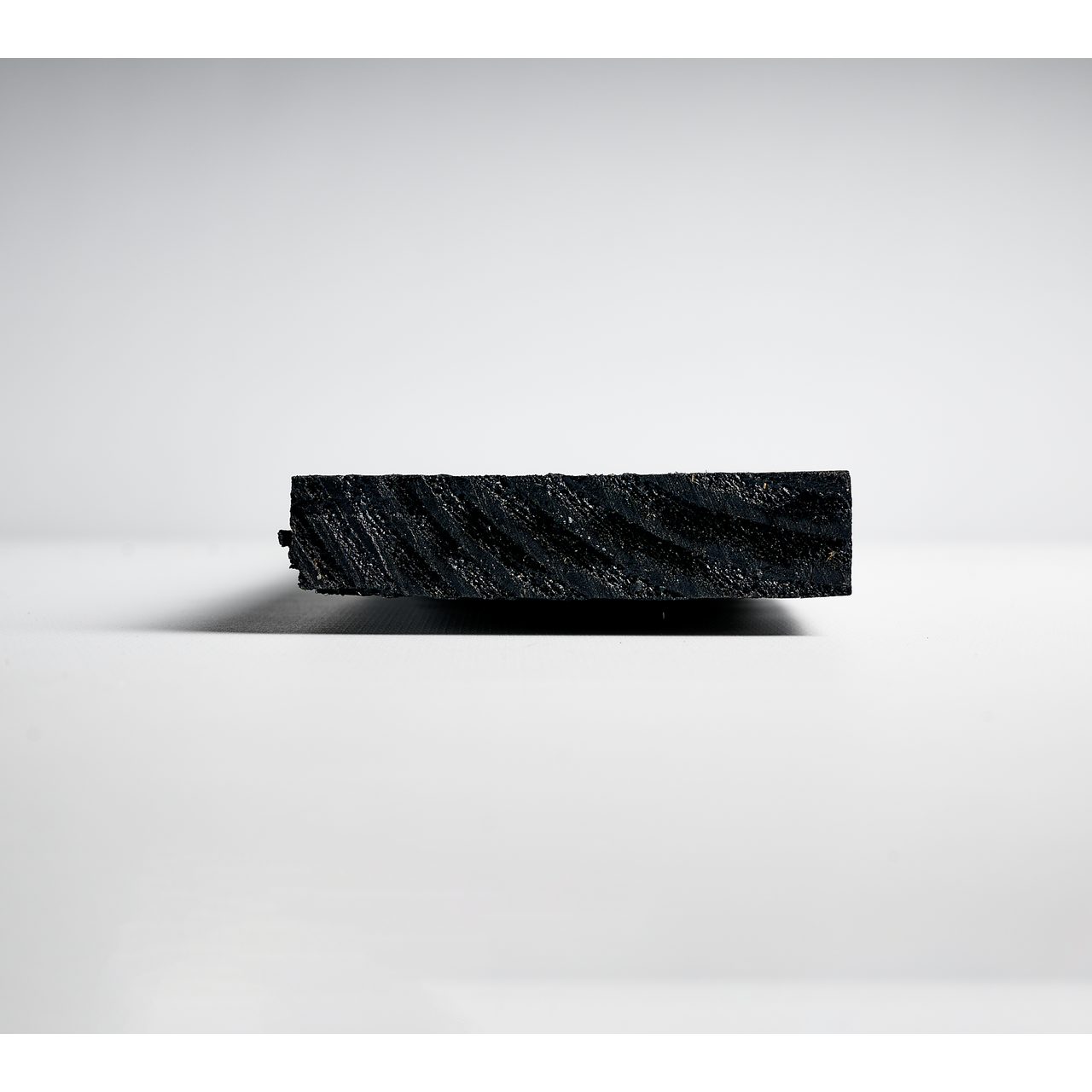 Douglas plank 2,2x10cm fijnbezaagd zwart 2m