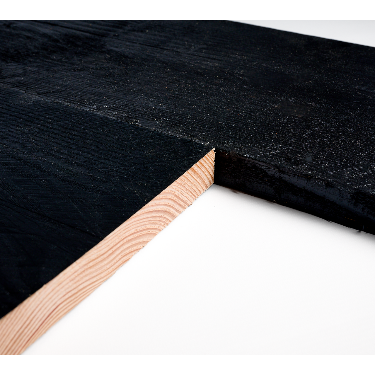 Douglas plank 2,7x25cm fijnbezaagd zwart 4m