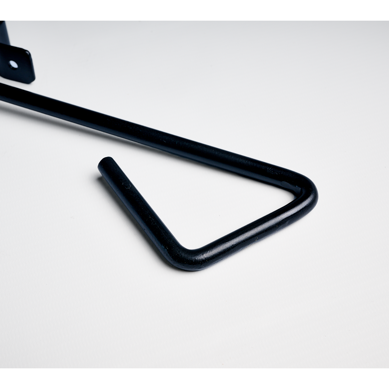 Staartgrendel zwart gepoedercoat 40cm