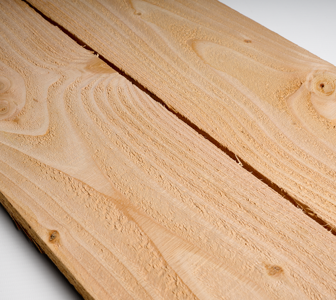Douglas plank 2,2x15cm fijnbezaagd 2m 04
