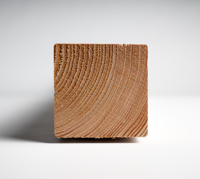 Douglas paal 9x9cm geschaafd 4m 05