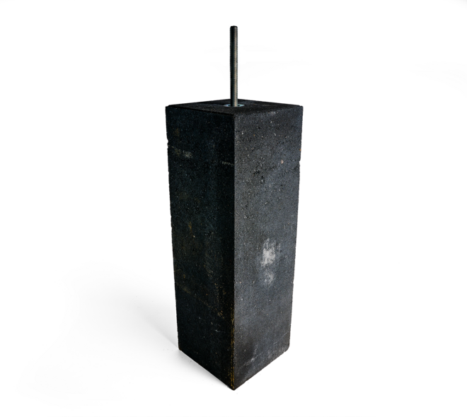 Betonpoer Oud Hollands 20x20x60cm incl. draadeind 01