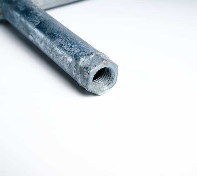 Handvat voor betonpoeren (M16) 02